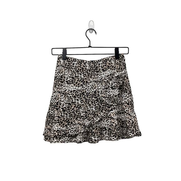 NWT Sim & Sam Leopard print mini skirt - Picture 1 of 6